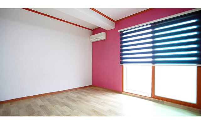 Sokcho Full House Pension