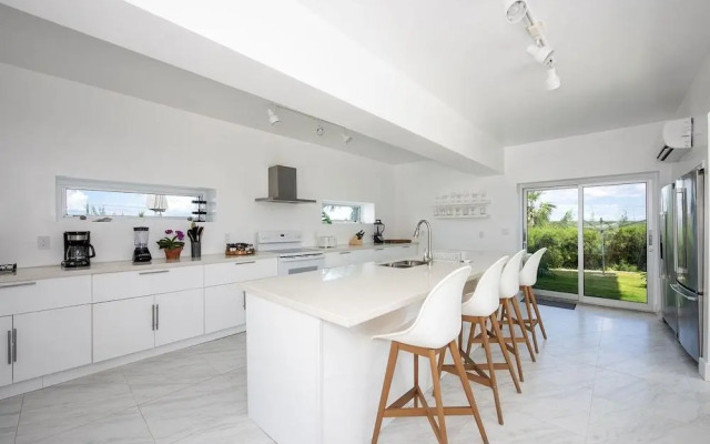 Sky Cove by Eleuthera Vacation Rentals
