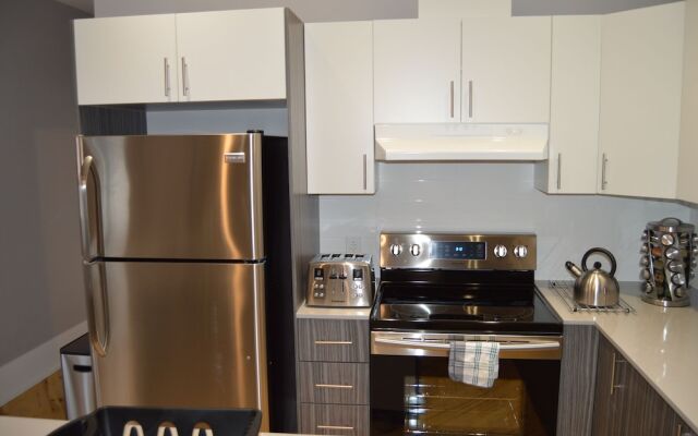 Le St Denis 1 bedroom - mtlFlats