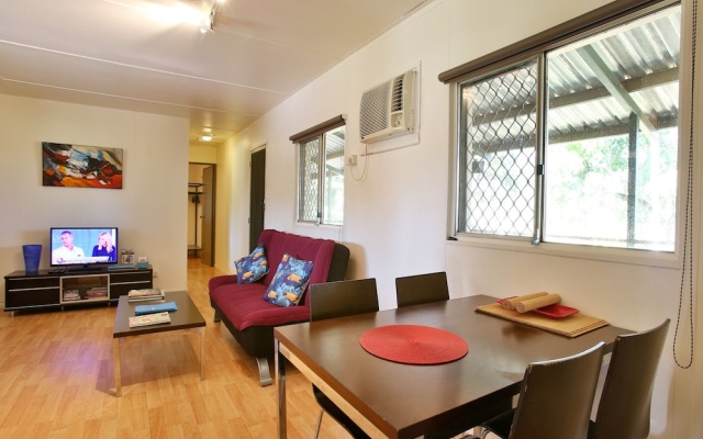 Berry Creek Bush Retreat – Guest Rooms – Acacia Hills