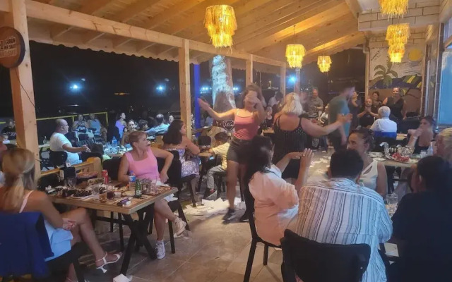 Defne Otel & Restaurant