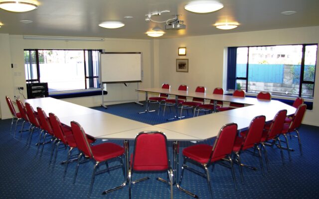 Abbots Hamilton - Hotel and Conference Centre
