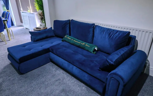 Sleeps17 Bliss 7-bedroom Luxury Escape Birmingham