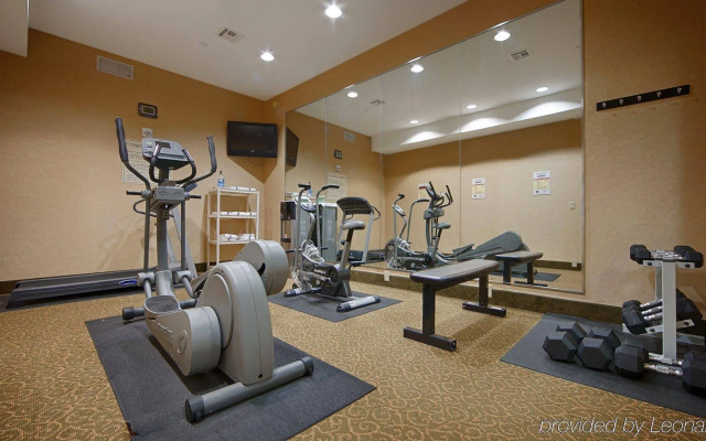 Best Western Plus Barsana Hotel & Suites