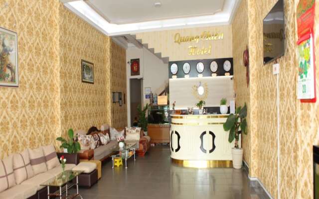 Quang Chien Hotel by Zuzu