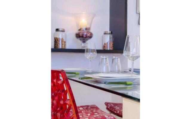 ALTIDO Elegant 1 BR Apt moments from the Sea