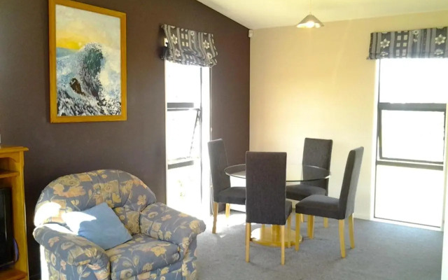 Puka Bach - Matarangi Holiday Home