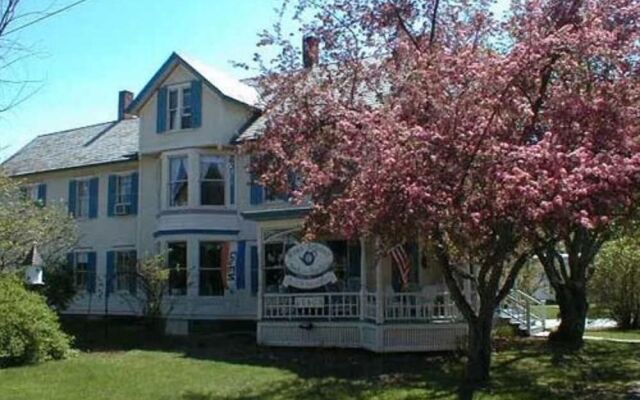 Rose Arbour Bed & Breakfast