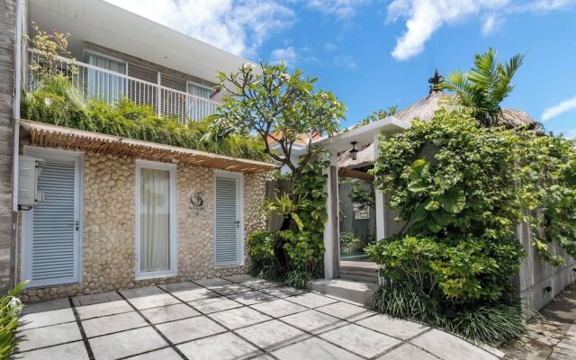 Swan Villas in Seminyak