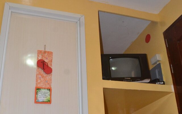 Ur Lil Haws Travel Lodge
