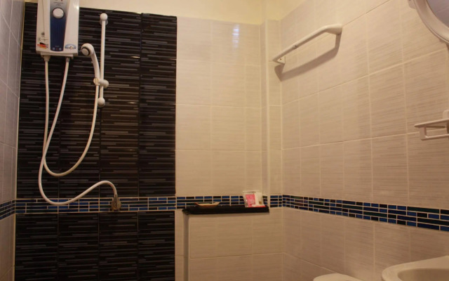OYO 1046 Noppharat resort