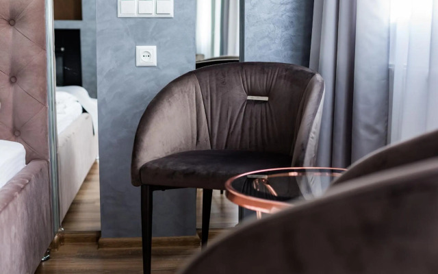 Royal Premier Apartment