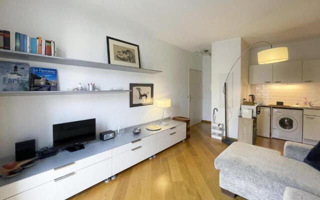 BH - PALAIS MAGNAN - Lux 4 Pers. WiFi. Clima. LENVAL
