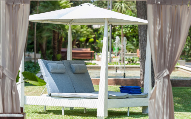 Eix Alzinar Mar Aparthotel