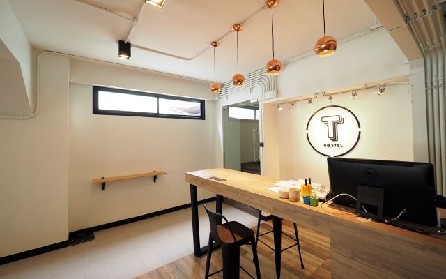 T Hostel at Victory Monument