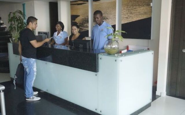 Hotel Balcones De La Bahia