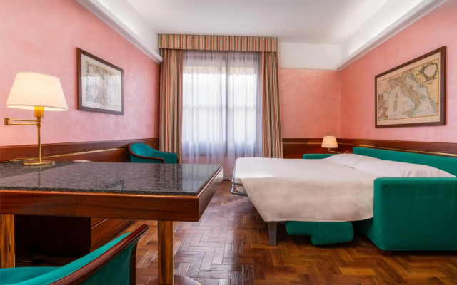 Crivi's Hotel