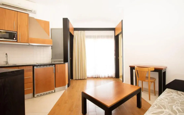 HL Miraflor Suites