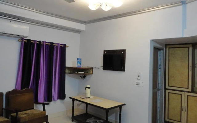 Hotel Swarajya Palace