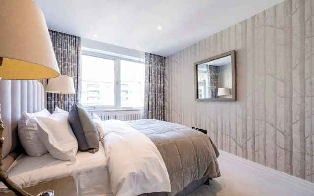 Regents Park Penthouse