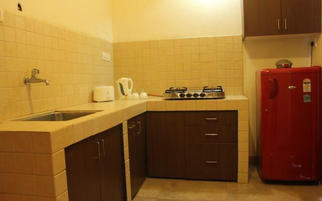 OYO 9360 Home Peaceful 1BHK Apartment Calangute