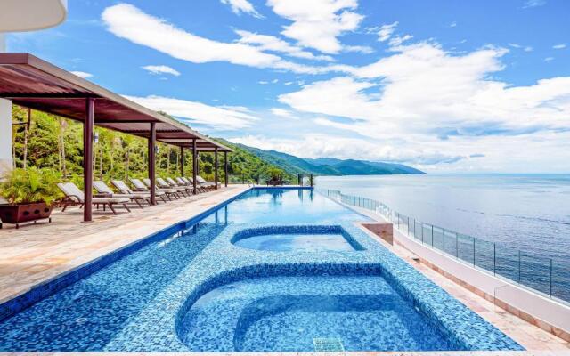 Blue Horizon 705