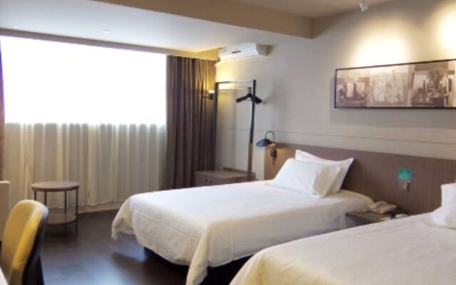 Jinjiang Inn Minzu Street TV Staiton