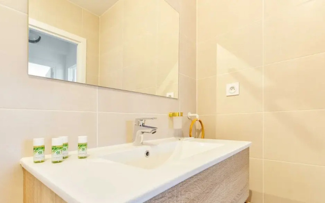 Pleasant Apt With Balcony-6p-close to Disney/paris