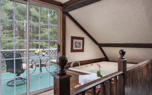 Inn at Lake Joseph