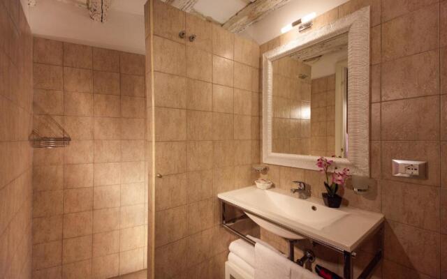 Magenta Collection Cancello