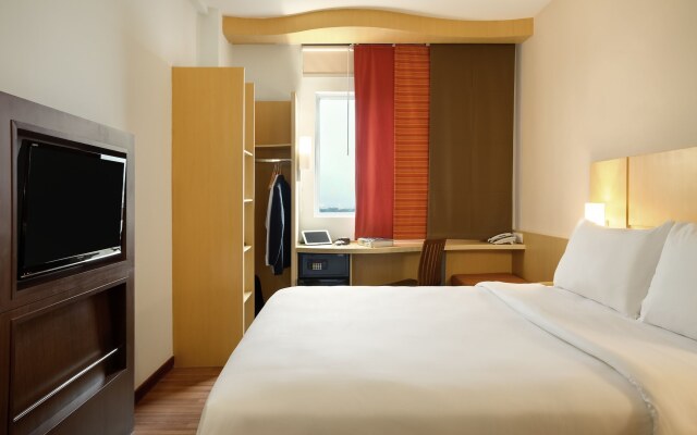 Ibis Birmingham New Street Station Hotel