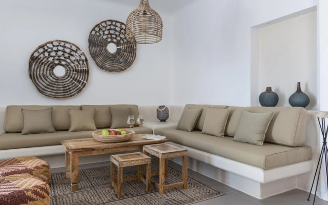 One Bedroom Panoramic - White Co