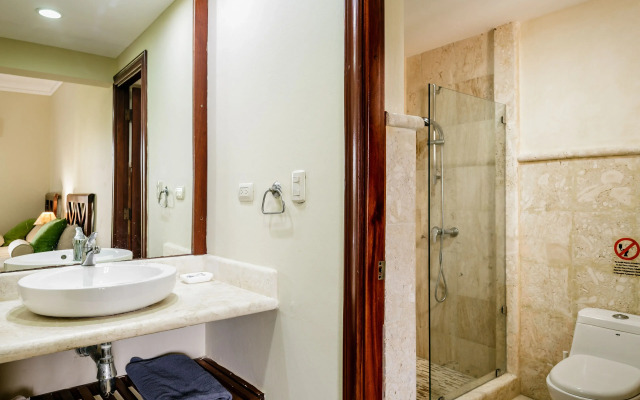 Palm Green Vacations Whitesands