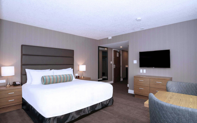 Sandman Signature Calgary Downtown Hotel - Image 7