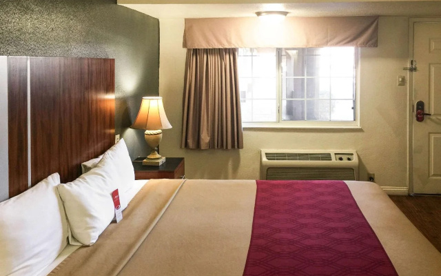 Econo Lodge Barstow