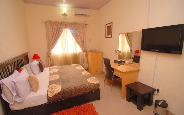 Ajoy Hotel And Suite