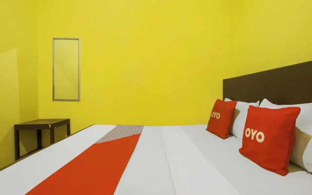 OYO 92483 Hotel Kirana