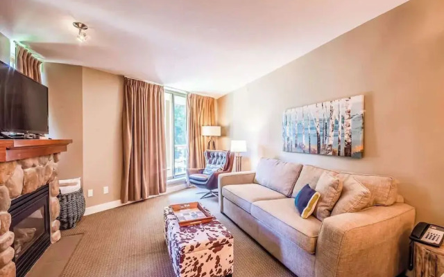 Spacious one Bedroom Suite in Whistler - 532