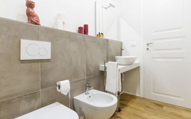 GetTheKey San Vitale Apartment