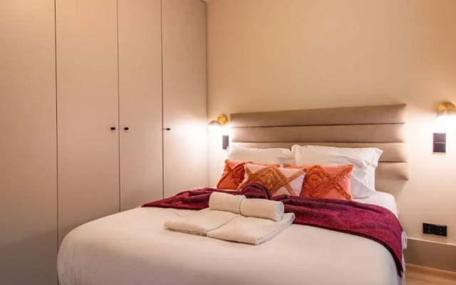 Santa Catarina 392 by LovelyStay