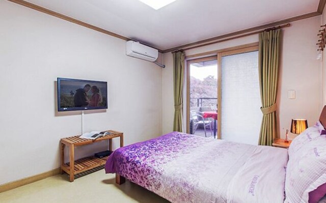 Gapyeong 1.618 Pension