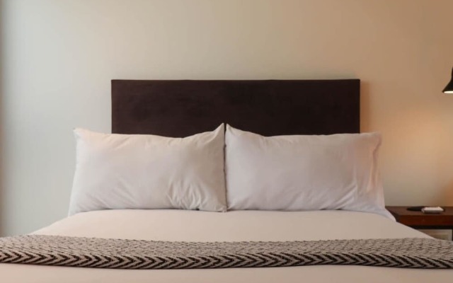 w Luxury 3BR House With Terrace in Miraflores