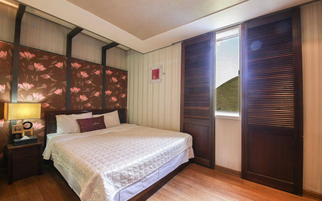 N Motel