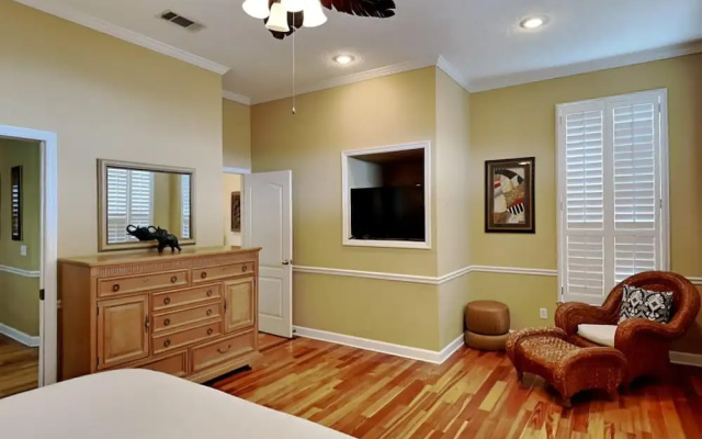 Camellia House by Southern Vacation Rentals