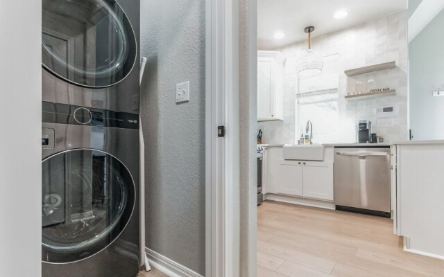 Retreat in Bouldin Creek Walkable to Restaurants