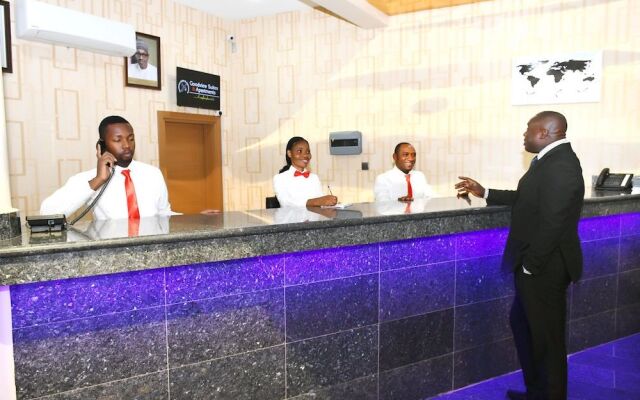Goodview Suites& Apartments