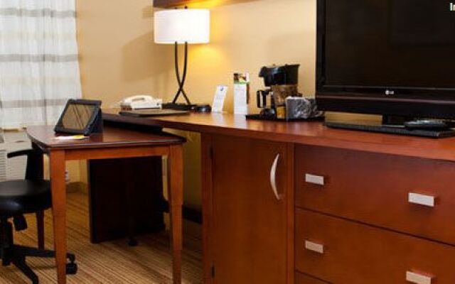 Courtyard by Marriott La Crosse