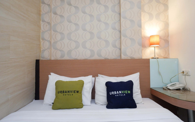 Urbanview Hotel Capital Makassar