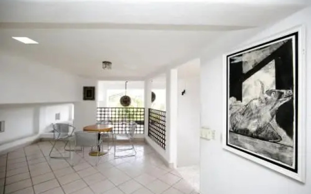 7BR EXCLUSIVA casa en Las Brisas con ALBERCA