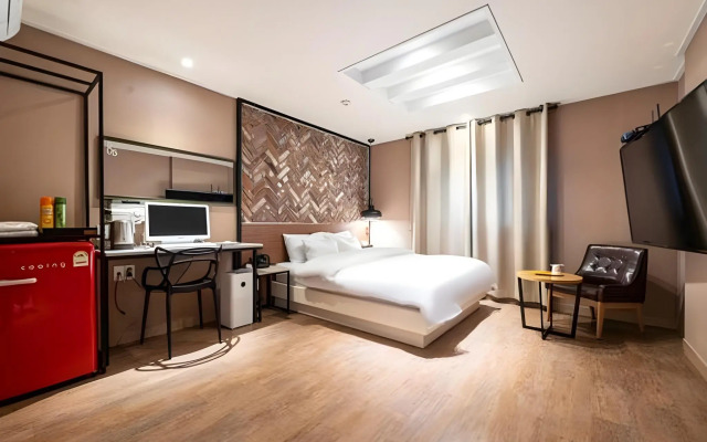 Hotel Lowa